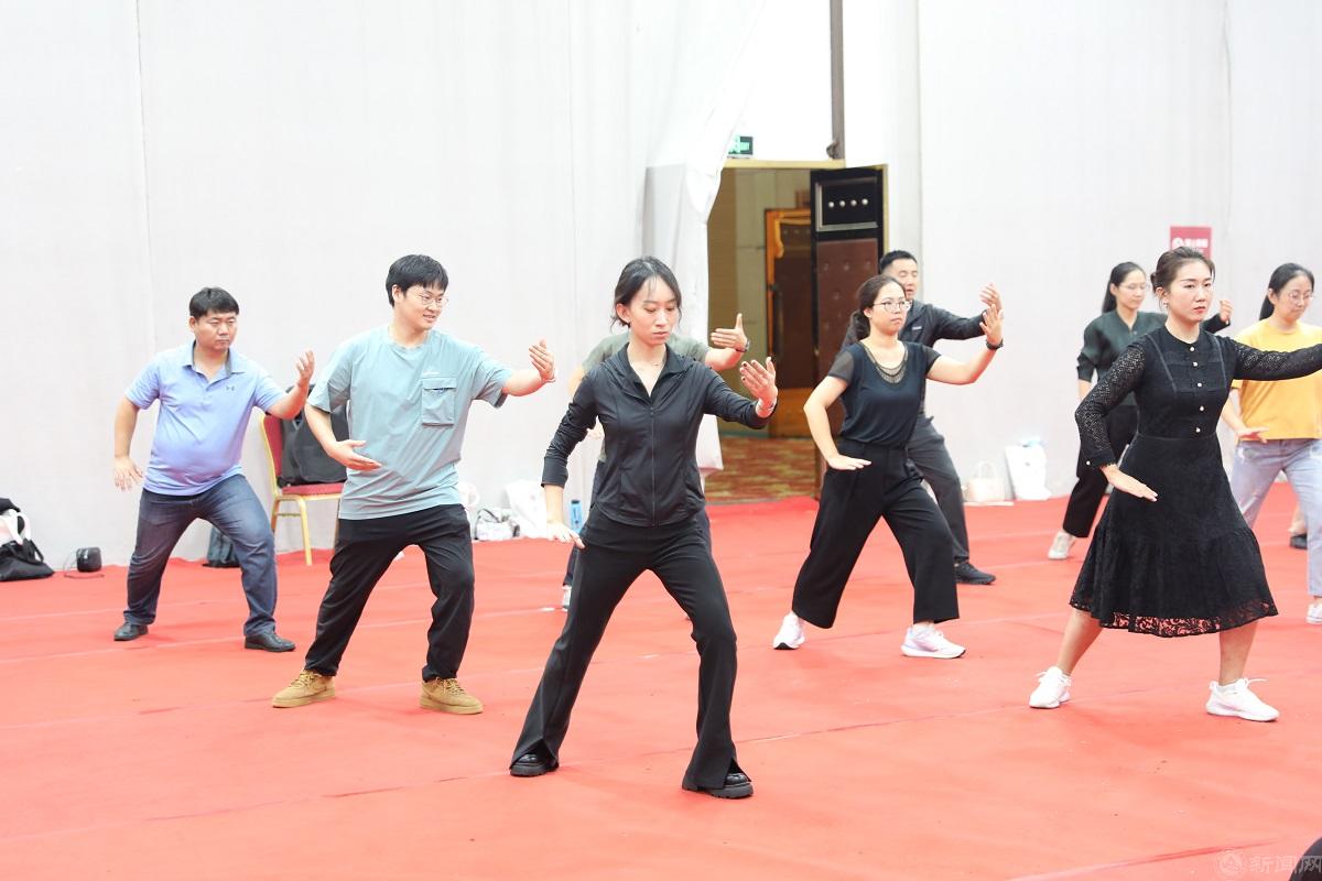 太极拳5.JPG