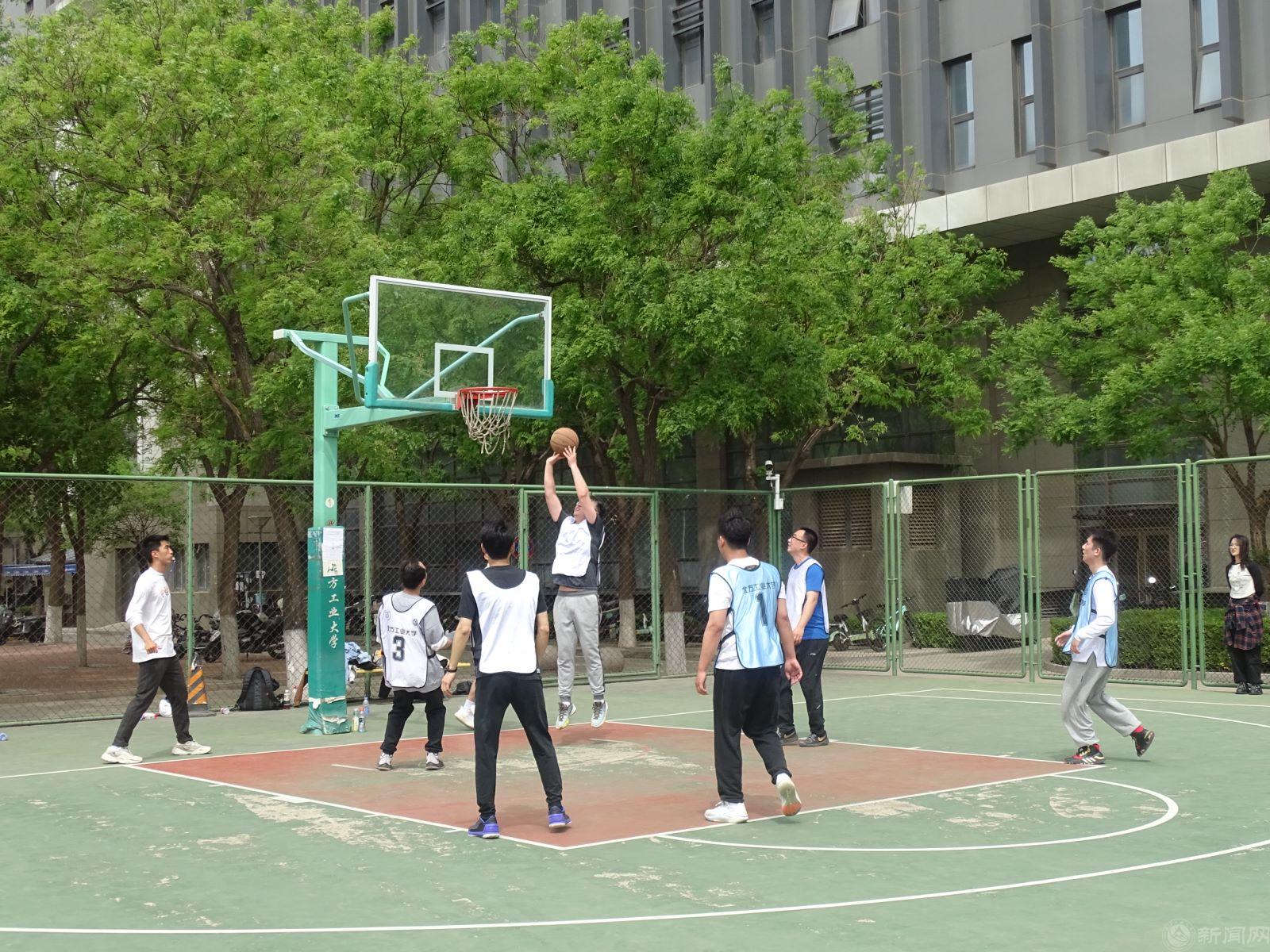 篮球赛2.jpg 篮球赛2.jpg