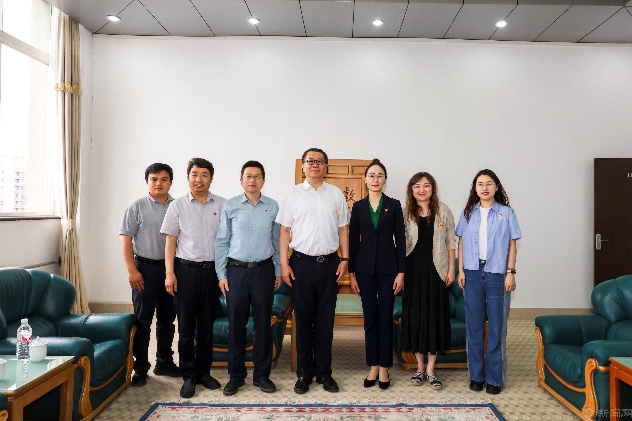 图片3.jpg 图片3.jpg